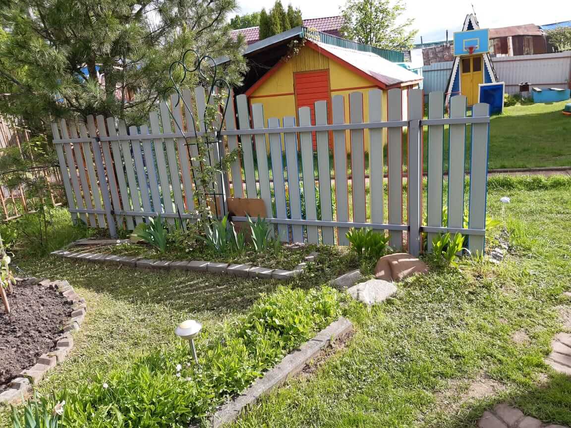 забор из разноцветного штакетника односторонний фото3 в Рыбинске
