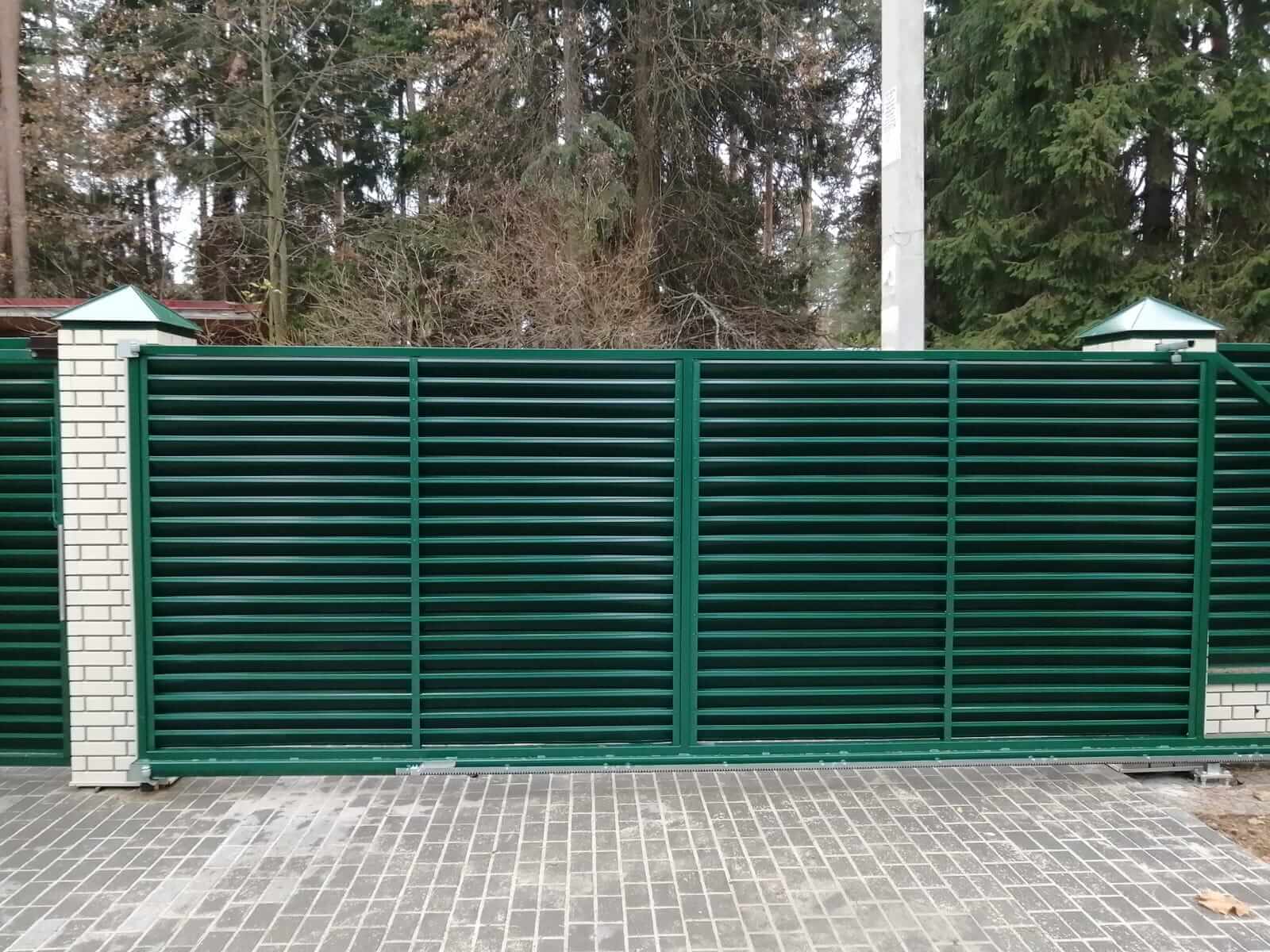 Забор-жалюзи с ламелями ЭКО-Z Зеленый Мох фото3 в Рыбинске