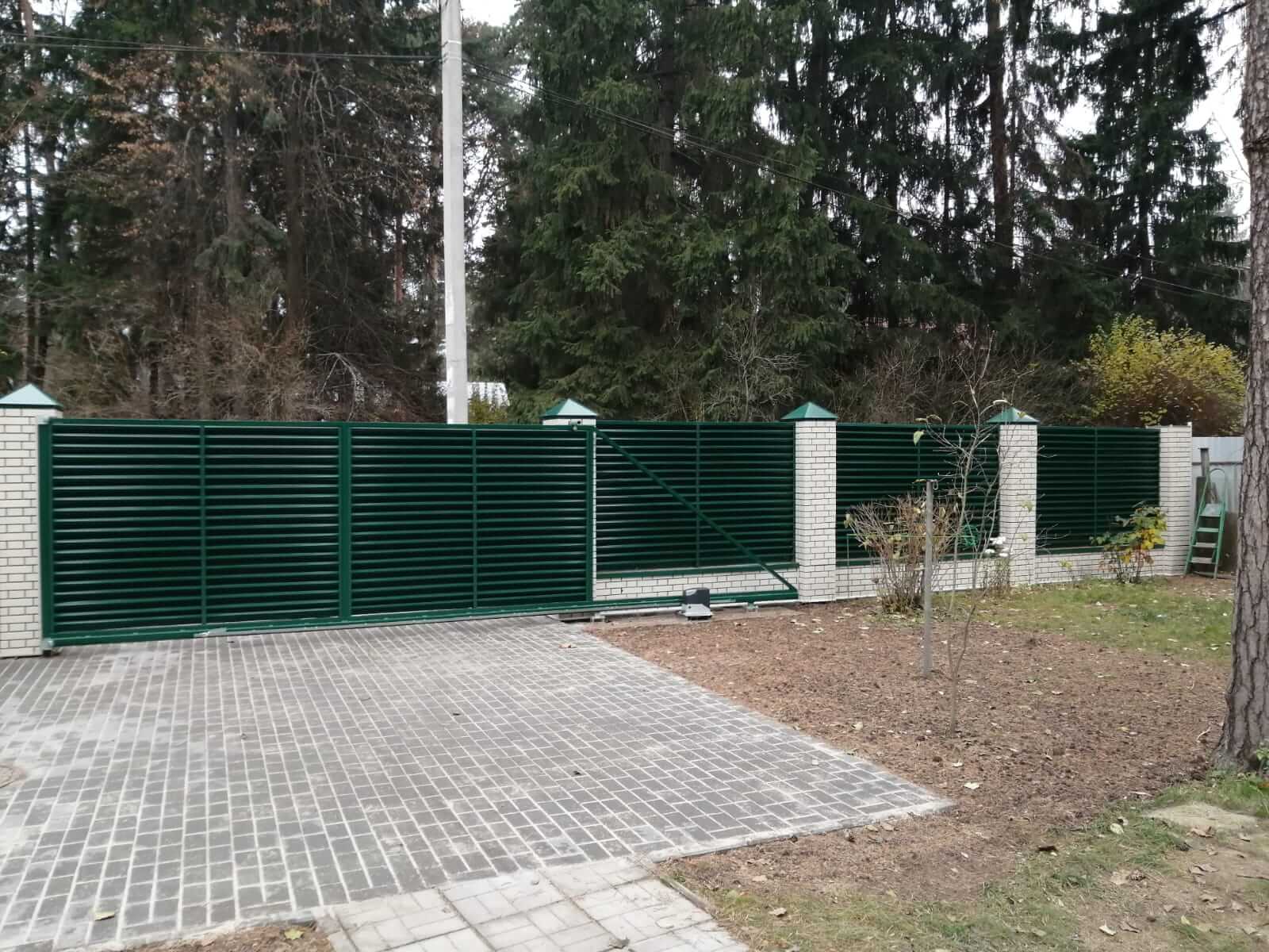 Забор-жалюзи с ламелями ЭКО-Z Зеленый Мох фото5 в Рыбинске