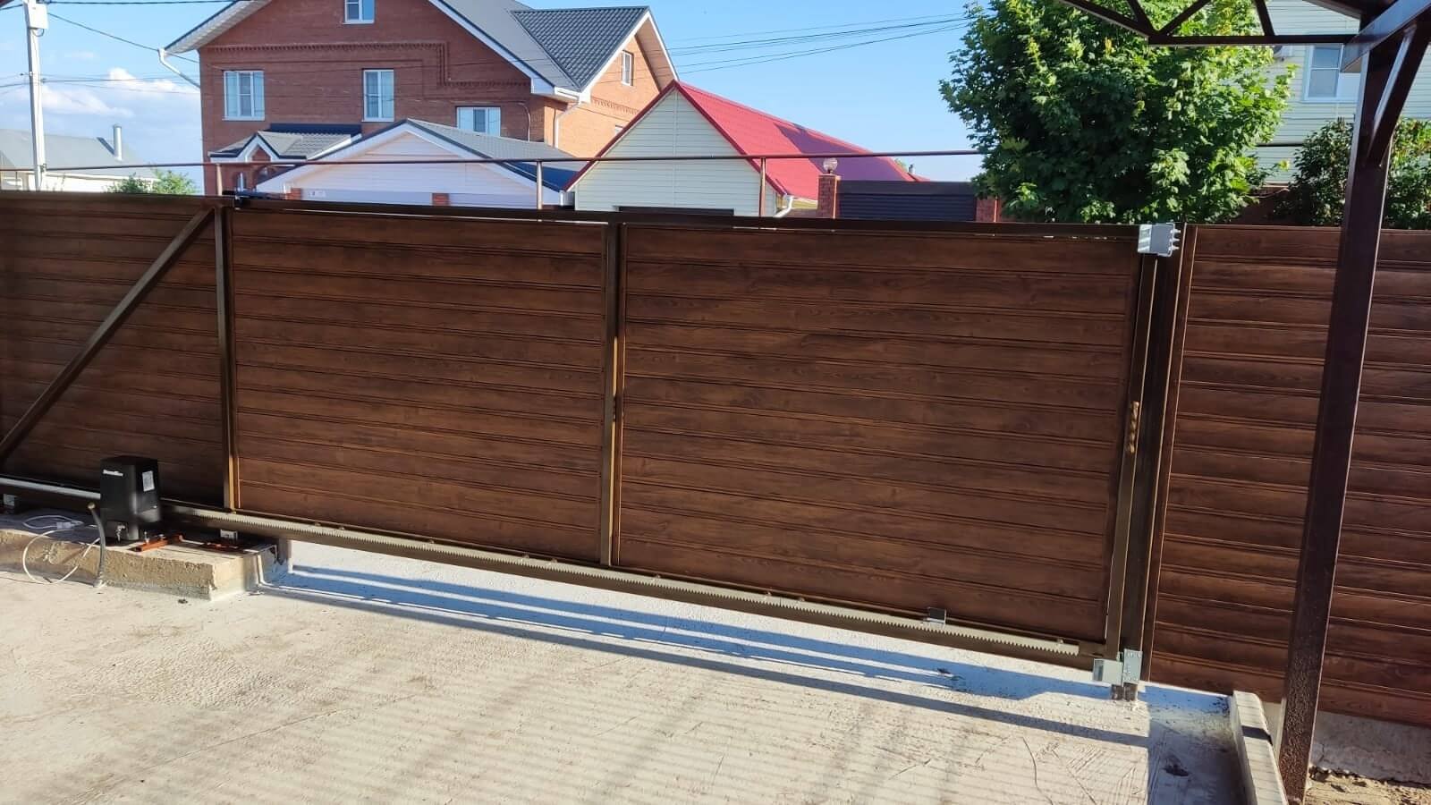 Забор-ранчо из металлопланкена 76м Printech Каштан 2-х сторонний фото3 в Рыбинске