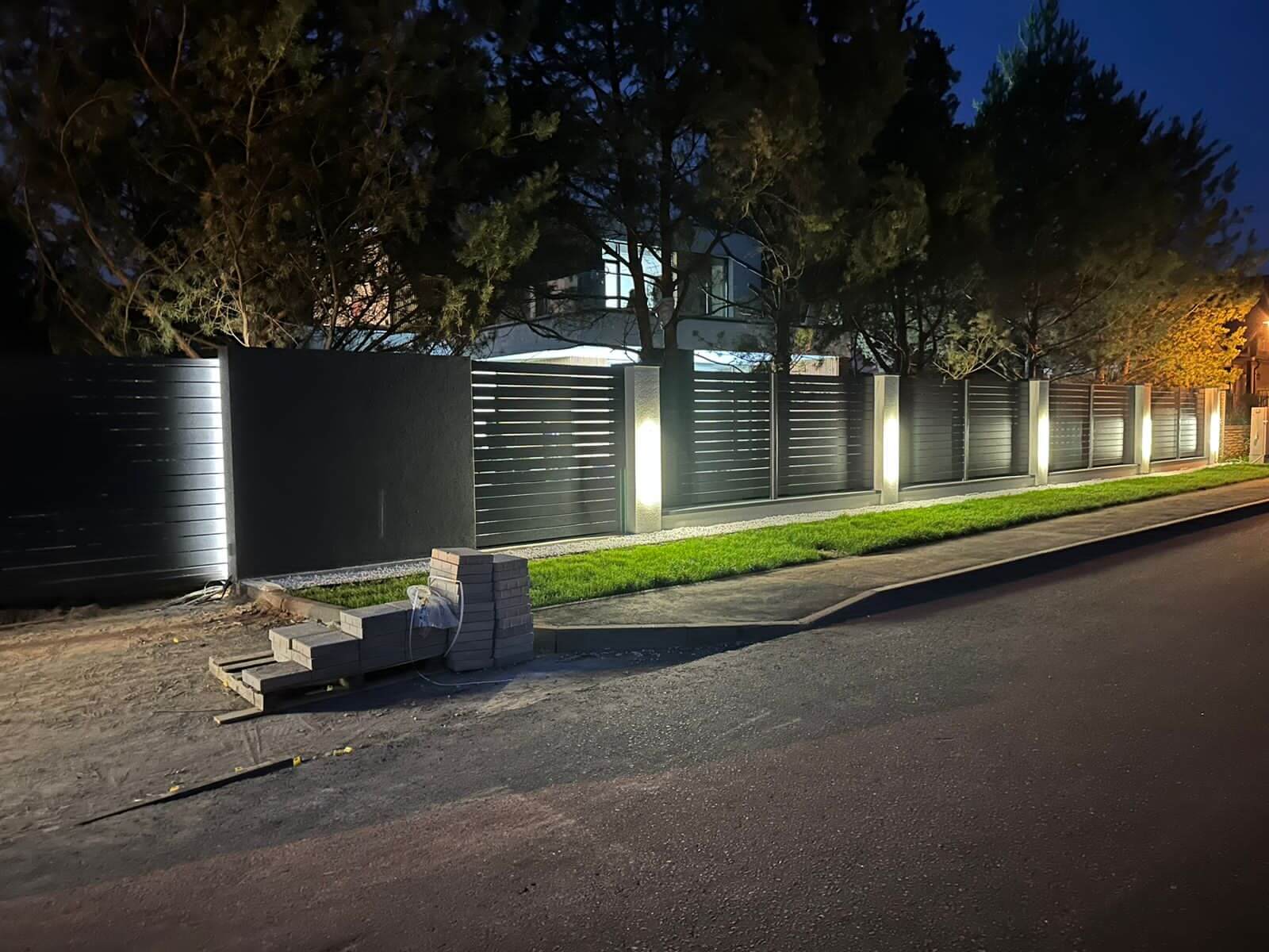 Забор-ранчо из металлопланкена 36м RAL7024 Серый Графит фото 11 в Рыбинске