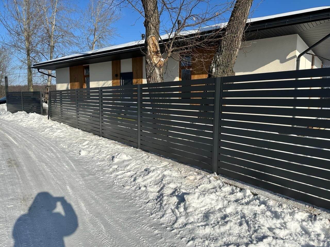 Забор-ранчо из металлопланкена 37м RAL7024 Серый Графит фото 1 в Рыбинске