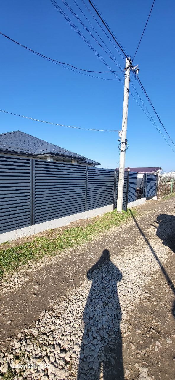 Забор из ламелей еврожалюзи 30м RAL7024/7024 Серый Графит двусторонний фото 1 в Рыбинске