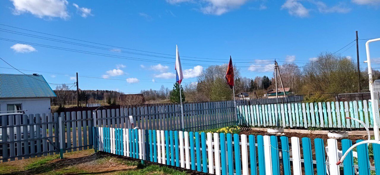 Забор из евроштакетника 16м RAL5021 Морская Волна, RAL9003 Белый фото 3 в Рыбинске