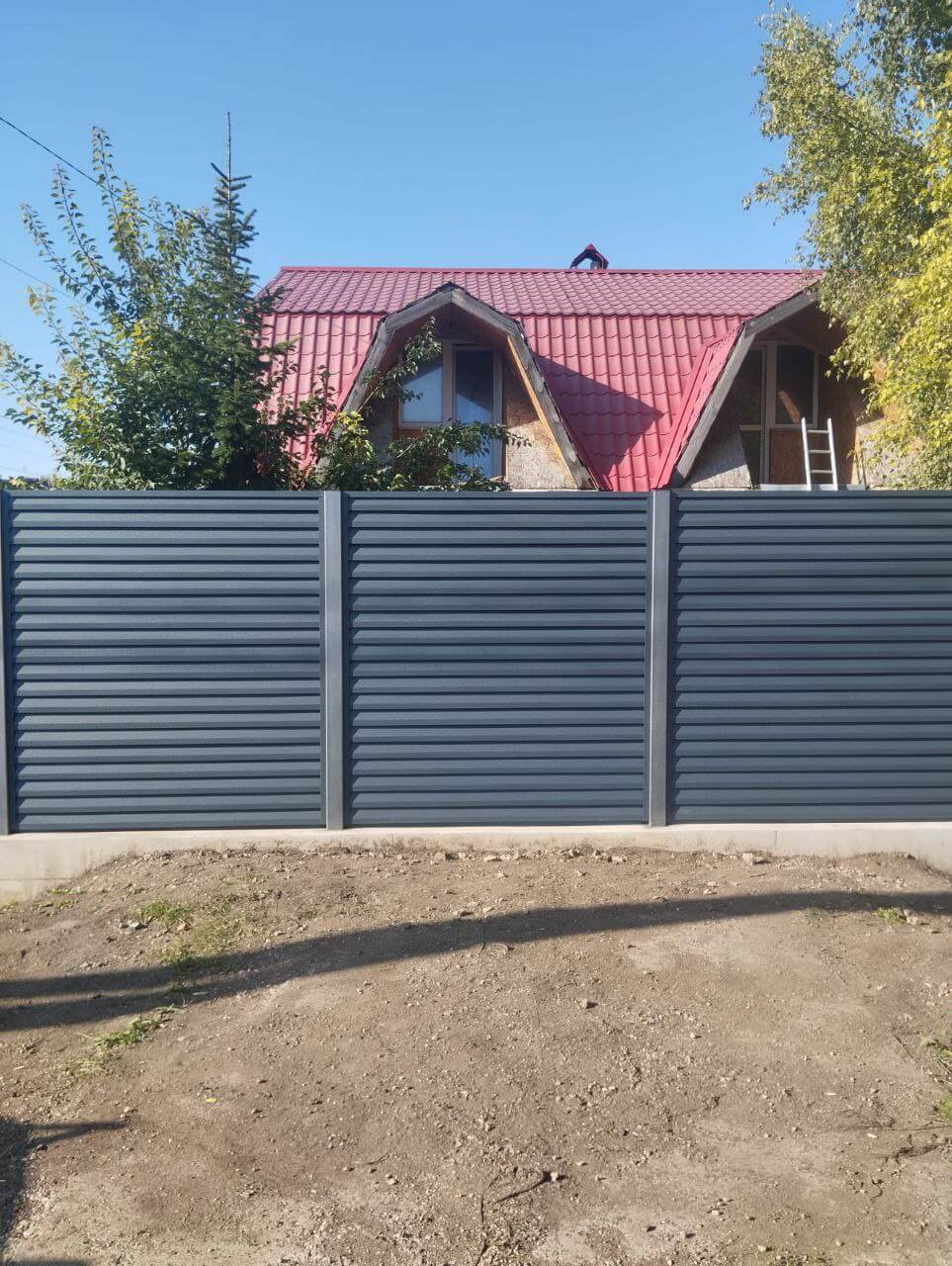 Забор-жалюзи из ламелей Реснички 54м RAL7024/7024 Серый Графит двусторонний МАТТЕ в Рыбинске