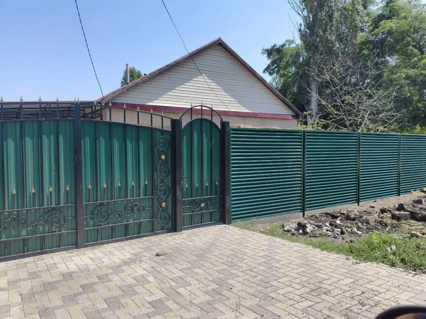 Забор-жалюзи из ламелей ЭКО-Z 24м RAL6005 Зеленый Мох в Рыбинске